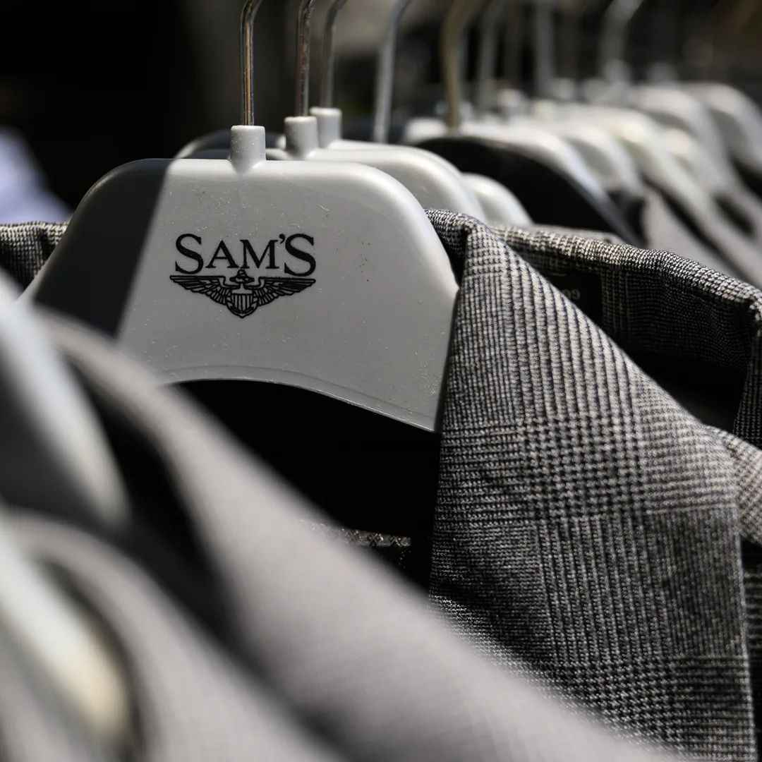 Oplev det store udvalg af herremode hos SAMS, og få opdateret garderoben. 